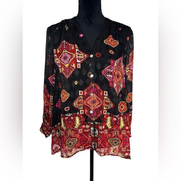 KATE SPADE BLACK/RED/PINK MEDALLION BUTTON UP ELEGANT BLOUSE WOMENS SIZE MEDIUM - Picture 1 of 10